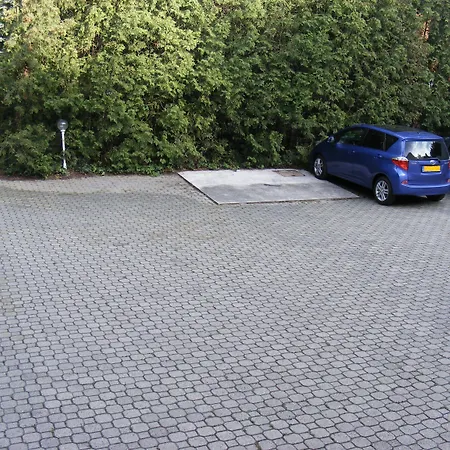 Nr 100 Panzio Szolgaltatasok ホテル 3*