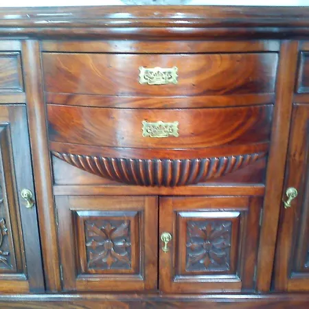 Nr 100 Panzio Szolgaltatasok 3*