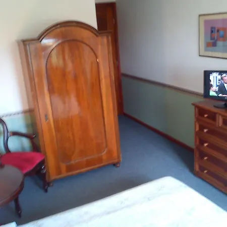 Nr 100 Panzio Szolgaltatasok Hotel Szentendre